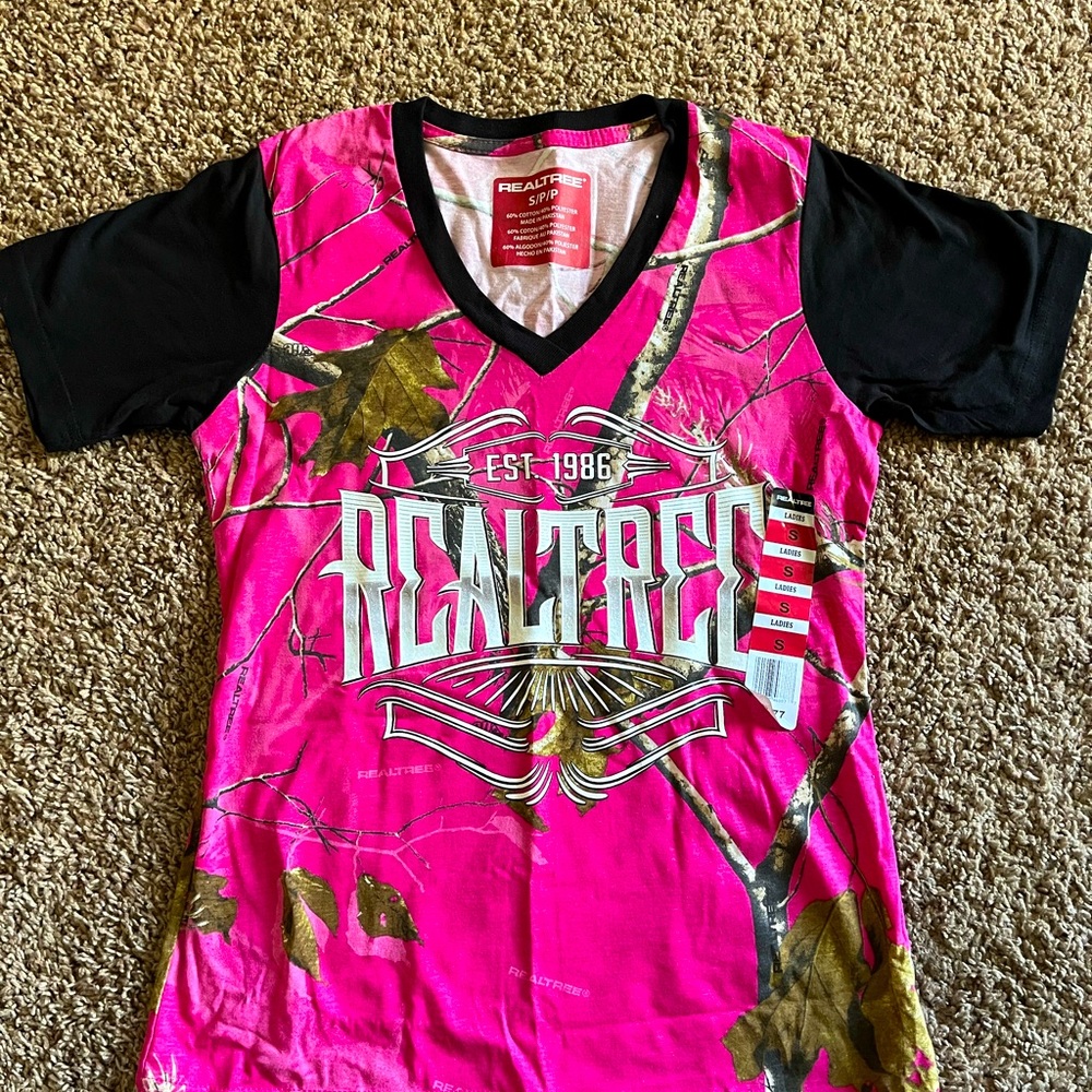 Realtree Ladies Shirt - Small